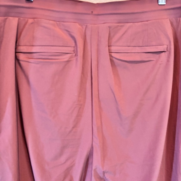 NWT Athleta Venture Pants in Hero(Mauve), size 22, Athleisure Activewear Comfy - Picture 7 of 14